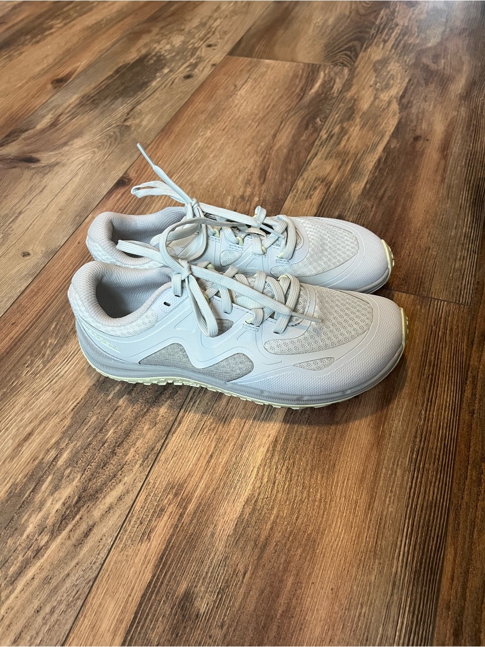Merrell Barefoot Womens Vibram Trail Running Walking Shoes Gray Size 6.5